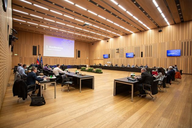 konferenca mobility brdo pri kranju.jpg