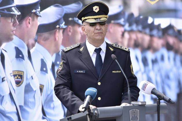 anton olaj bobo (2).jpg