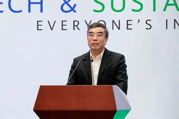 Liang Hua Huawei.jpg