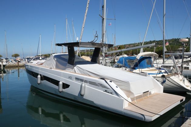 12-PI-965 jahta dusan sesok pl.jpg