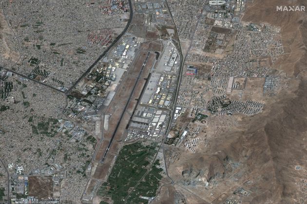 letališče v kabulu, Hamid Karzaj