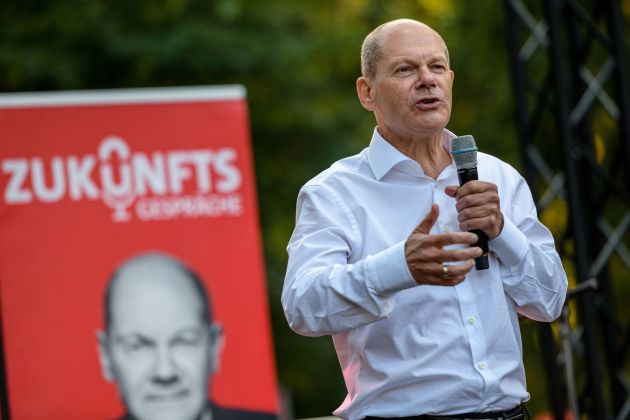 olaf scholz re.jpg