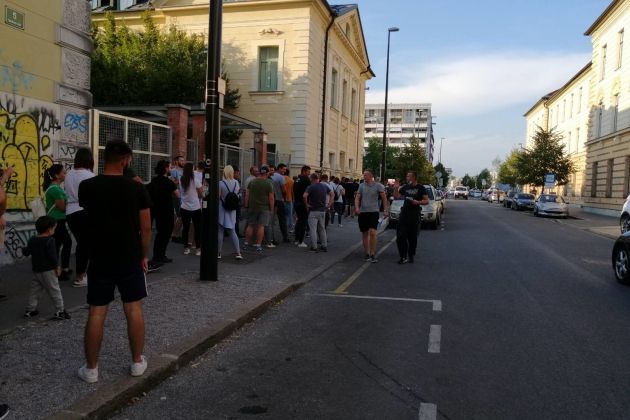 cepljenje metelkova4.jpg