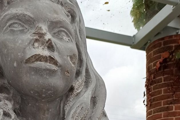 marija podutik kip.jpg