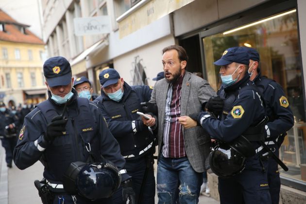 protest pct ljubljana 05.10.21 pl.JPG