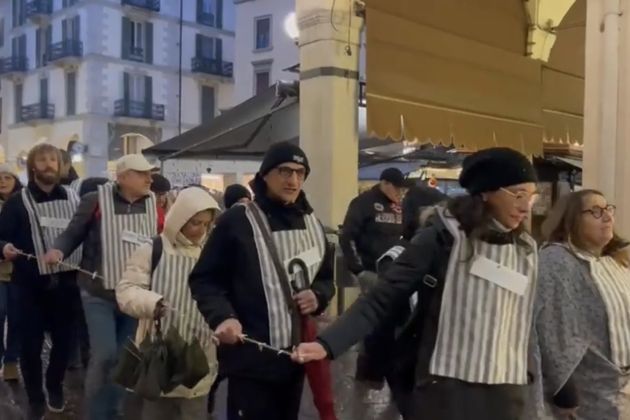 protest italija novara tw.jpg