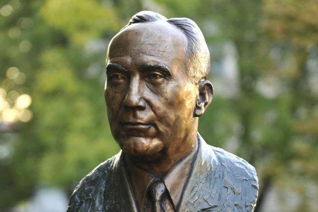 stane kavcic kip bobo.JPG