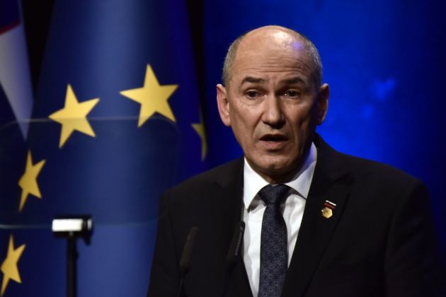 janez jansa bobo 4.jpg