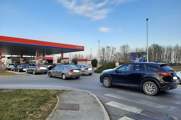 podražitve, bencinski-servis