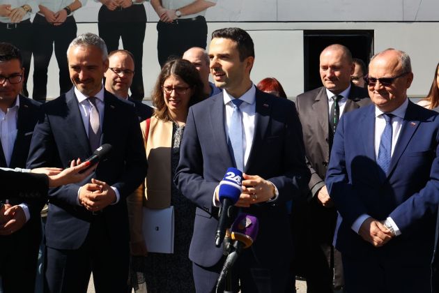 tonin cigler kralj horvat nsi bobo.JPG