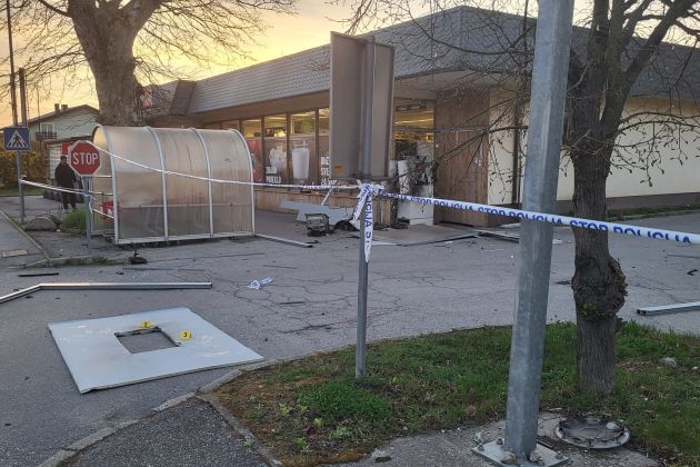 cankova, razstrelitev-bankomata