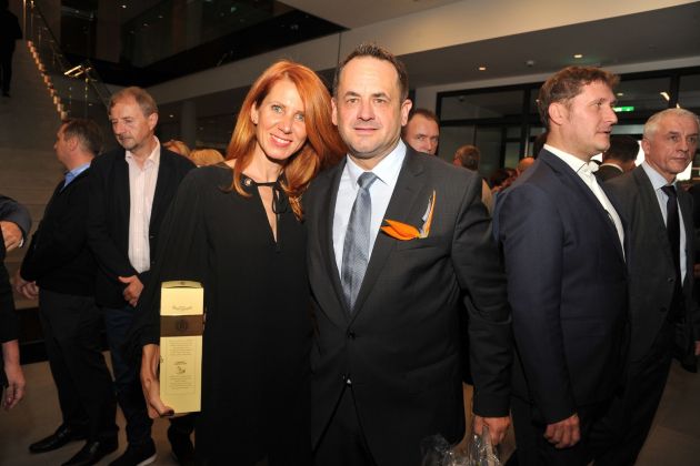 Peter Podlunsek_Tadeja Hanzekovic Nataša Juhnov.jpg