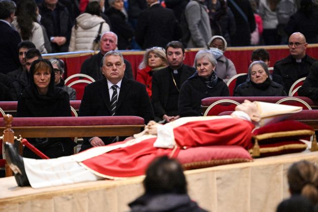 orban benedikt vatikan pf.jpg