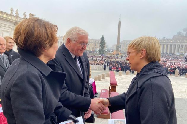 pirc musar steinmeier.jpg