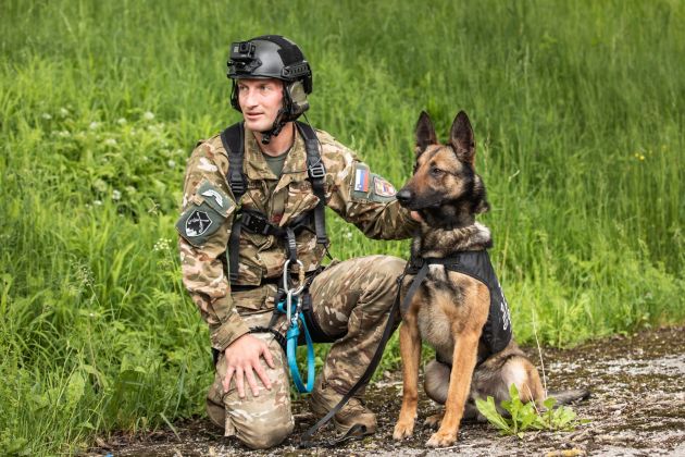 vojaski psi SLOVENSKA VOJSKA.jpg