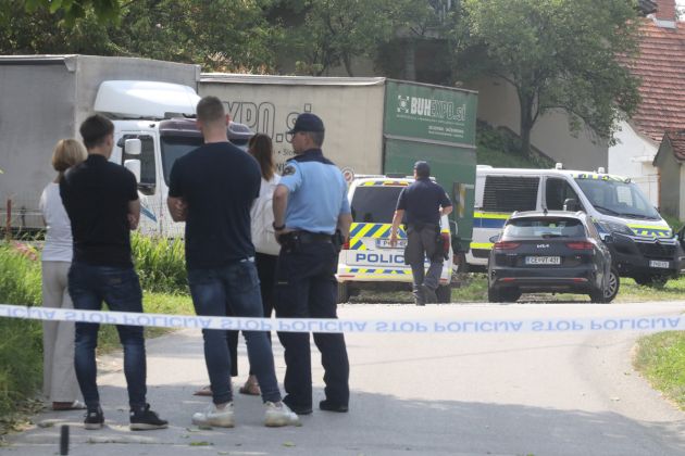 sveti lovrenc, otrok v avtu.jpg