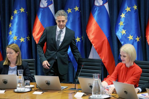 robert golob vlada sta.jpg