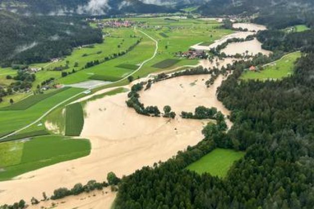 mozirsko poplave policija.jpg