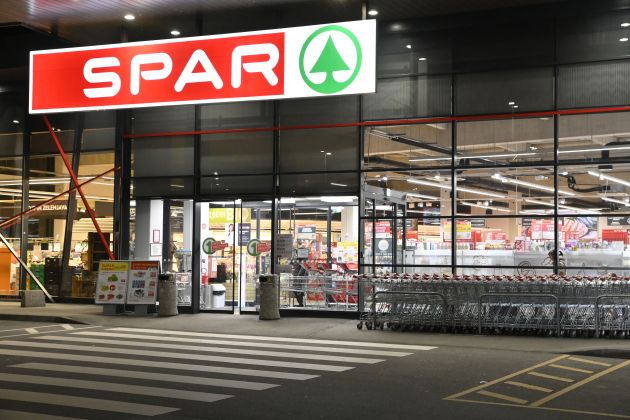 spar trgovina bobo.JPG