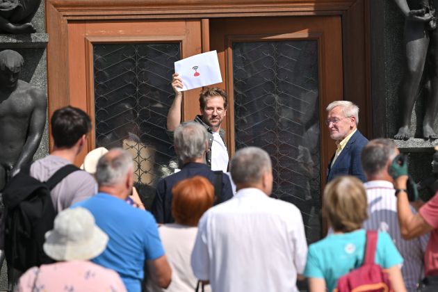 jenull keber dz glas ljudstva bobo.jpg