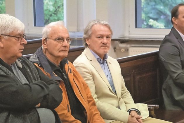 OGLEDALO zabret-primorske novice leo caharija.jpg