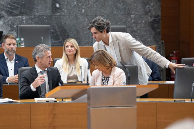 golob mesec fajon sta.jpg