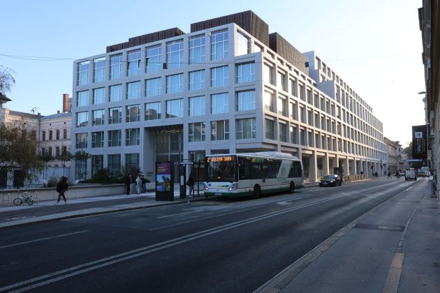 sumi center nepremicnine pl2.jpg