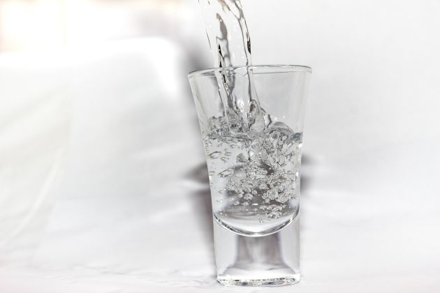 alkohol kozarec kozarcek px.jpg