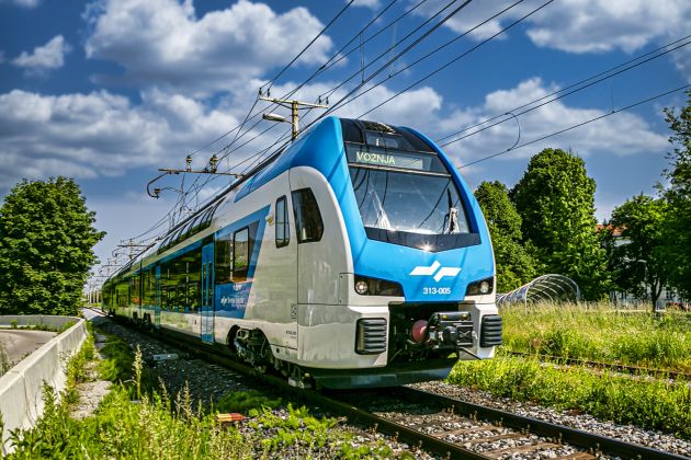 slovenija, slovenske-železnice, železnice, vlaki, pot-z-vlakom, vožnja-z-vlakom