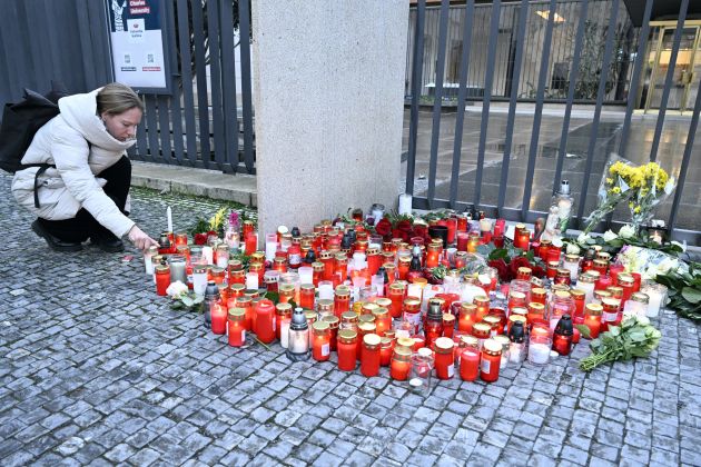 svece praga napad.jpg