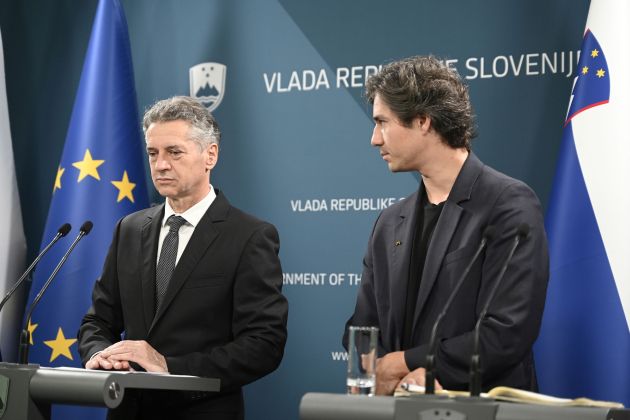 golob mesec-saso svigelj-m24.jpg