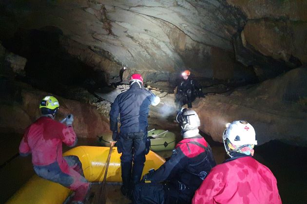 krizna jama jamarji resevanje bobo.jpg