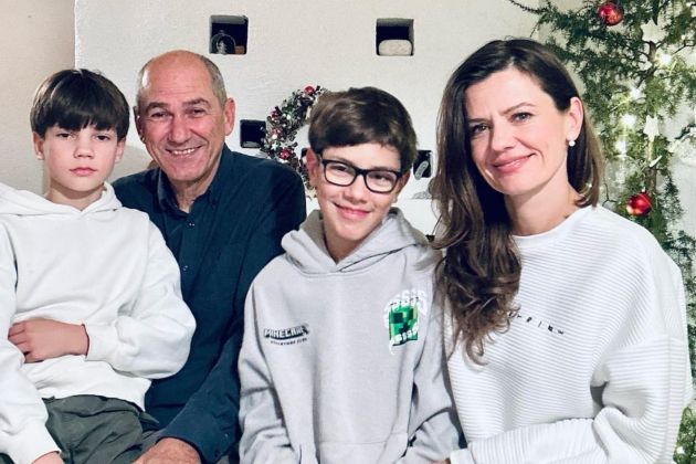 jansa druzina 2024 fb.jpg