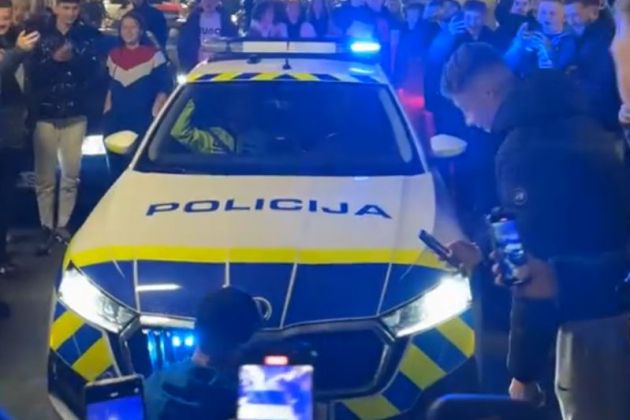 rudnik policija avto garaza rupernova.jpg