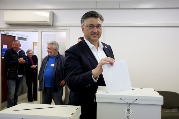 andrej plenkovic volitve bobo.jpg