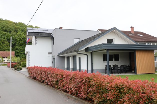 hisa tomc LJ-pl007.JPG