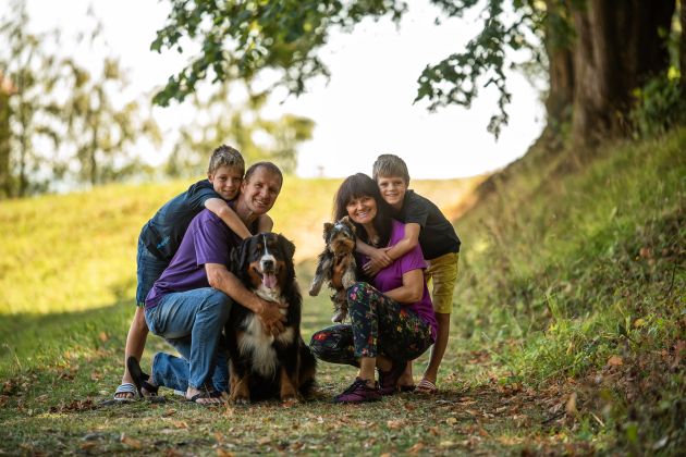 Beštri-3 - vnučka in psa