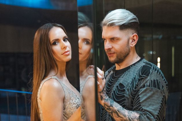 bunderla švab bodi ob meni.jpg