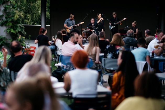 Vabljeni na torkove after work koncerte (Foto Janez Štrukelj).jpg