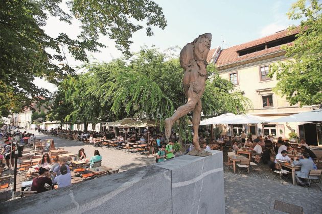 petkovskovo nabrezje-pl.jpg