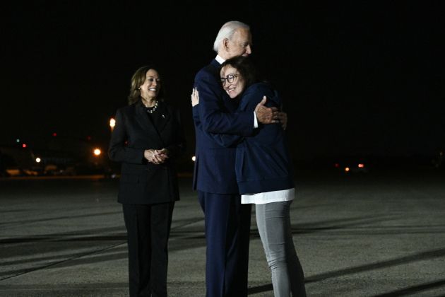 harris biden kulmaseva pf.jpg