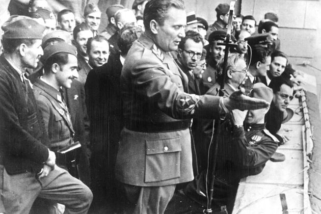 josip broz tito beograd maj 1945 pf.jpg