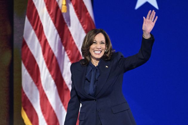 kamala harris pf.jpg