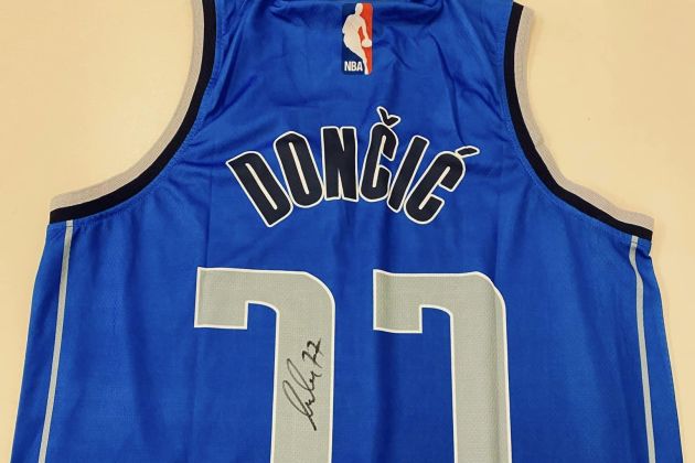 doncic dres.jpg