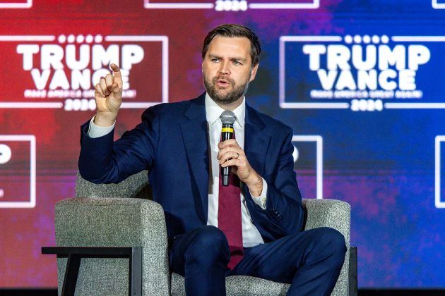 VANCE profimedia-0913434438.jpg