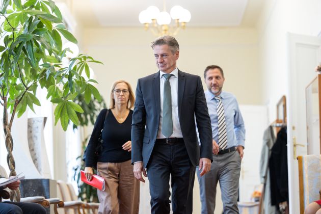 robert golob prevolnik rupel bostjancic vlada.jpg