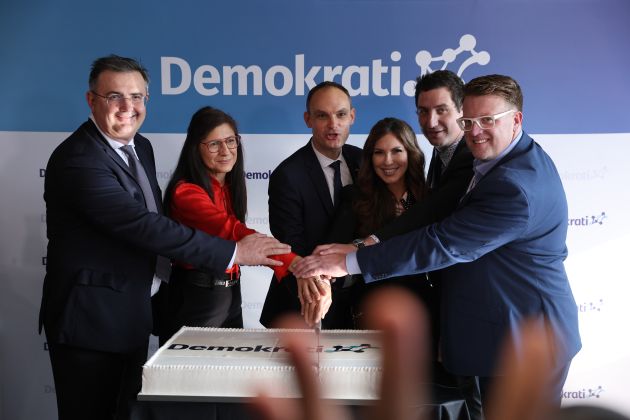 UV demokrati Primoz Lavre.jpg