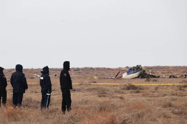 kazahstan azerbaijan air.jpg