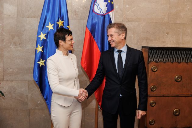 marta kos robert golob.jpg