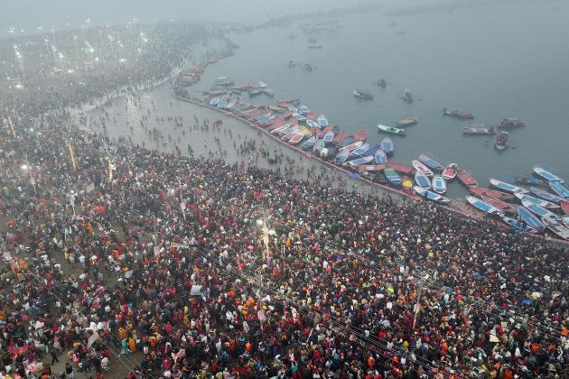 Kumbh Mela Sangam Ganges.jpg